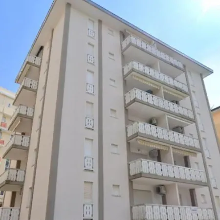 דירה Terrace And Comfort By The Sea ביביונה