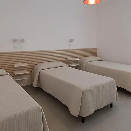Terrace And Comfort By The Sea דירה ביביונה